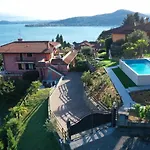 Penthouse Andrea مييْنا