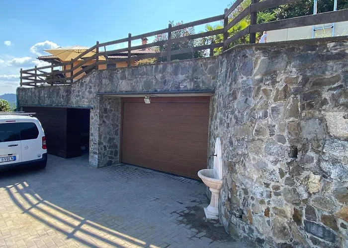 Penthouse Andrea * 메이나