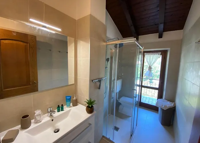 Penthouse Andrea * 메이나